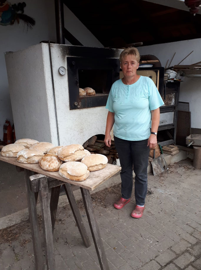 Der Röhlsche Hof - Bildungs- und Erlebnisbauernhof in Wallwitz in Sachsen-Anhalt - Brotbacktage 2019